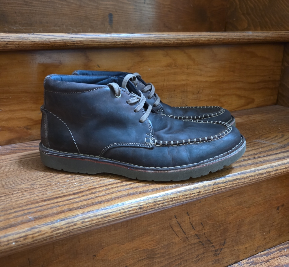 Clarks Vargo Apron Dark Brown Leather Moc Toe Chukka Boots